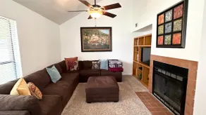 Villa Navidad ~ Aggieland Vacation Rentals (Navidad, Texas) - Image 4
