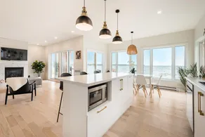 Endless Horizons - Modern Lakeside Villa with Spa - Image 4