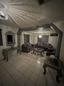 House 1215 - Image 4