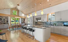 Luxury Custom Home/New Superhost listing - Image 3