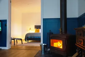 Ground Floor Deluxe Apartment - Image 2