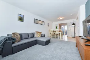 4Bed House Near Nottingham - Image 3