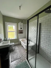 1 Bedroom Character House - Image 3