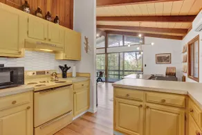 Wander Chalet in Poconos Resort - Image 5