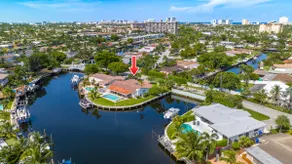 Waterfront Villa w/View, Heated Pool & Boat Rental - Image 3