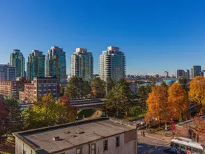 Chic Modern 1-bedroom Condo • Chinatown • Balcony - Image 5