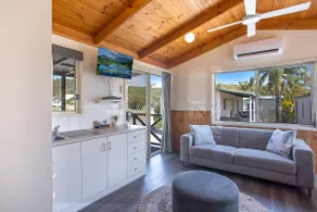 Budget Cabin (2BR-4B) - Image 2