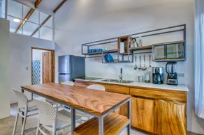 Modern, Super close to beach All you need or want7 - Image 4