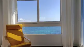 Junto Al Mar - Image 2