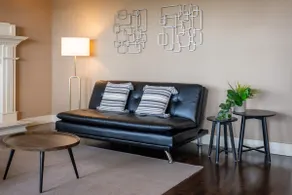 Elegant Resort Style Home - 2 Bedrooms - Image 4