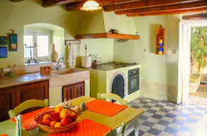 Villa Spetses 4BR downtown - Image 2