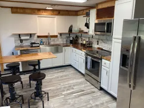 Rustic Fish Shack - Image 3
