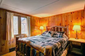 Lakefront Cabin - Image 5