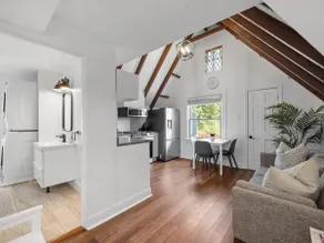 Shadyside/Pittsburgh, Modern & Stylish 1BD, w/Prkg - Image 4