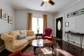 The Carol Anne-Charming 2bd/2ba Victorian near DT! - Image 5