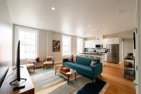 Historic Elegant 2BR Loft near San Marcos/Lockhart - Image 2