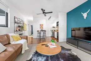 Tasteful Teneriffe! ~ 1Bed, 1Bath, Balconies - Image 4