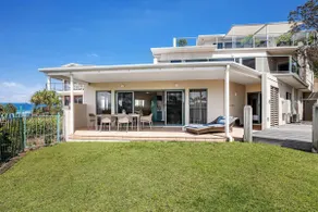Tingira - Idyllic entertainer on the beach - Image 2
