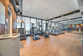 Urban Sanctuary in West Franklin with Pool & Gym - Image 5