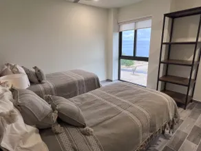 2 bedroom apartment - Image 3