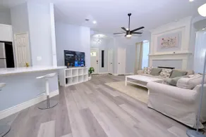 Stunning, Spacious, King beds, Free Wi-Fi, coffee - Image 2