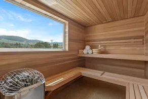 Brand New Luxury Beach Home w Hot Tub & Sauna - Image 4