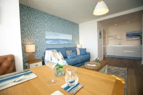 Captain's Cabin - at The Beach Escapes, Hythe - Image 4