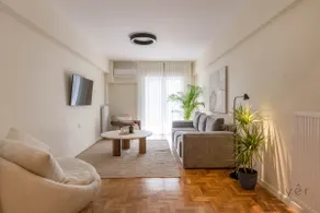 Large 2Bed 2Bath Flat w/Dining Space &Free Parking - Image 3