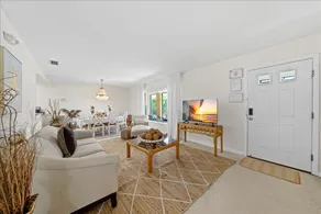 Coastal Chic Home, Walk to Beach - Image 5