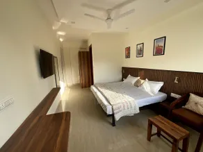 Downtown studio apartment - Image 5