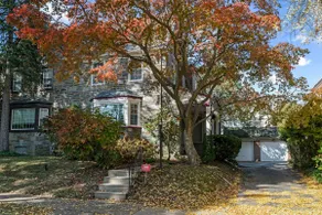 Spacious 4BDR Home In Merion Hosted By StayRafa - Image 2
