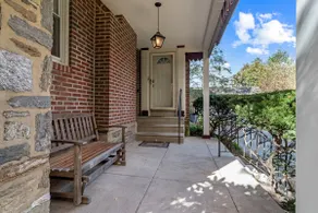 Spacious 4BDR Home In Merion Hosted By StayRafa - Image 3