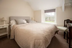 Stewards Cottage: Beach mins away - Image 2