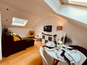 Exclusive Detached Retreat+Games Room M1J35 1.5m - Image 3