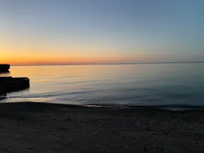 Lake Erie Retreat • Hot Tub • Fire Pit • Sleeps 8 - Image 3