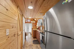 The Cabin at Red Bud - Image 5