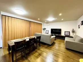 Entire one-floor hotel for guests only, up to 16 people, 2 free parking spaces, 10-minute drive to Aeon Mall Okinawa Rycom - Image 3