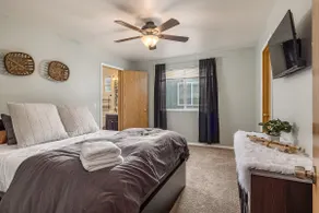 Cozy Townhouse Close To Airport - Image 4