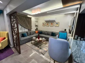 luxury flat with garden and private entrance شقة فاخرة بحديقة و مدخل خاص - Image 5