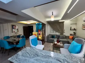 luxury flat with garden and private entrance شقة فاخرة بحديقة و مدخل خاص - Image 3