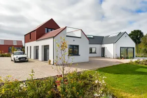 Red Sheds Villa Portarlington - Image 2