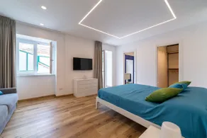 Luxury Rooftop 40 steps from the sea - Image 4
