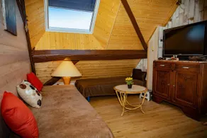 Cottage Daxia, 2 Stars, The Straw Clogs - Image 3