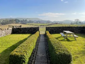 Raikes Barn - Image 2