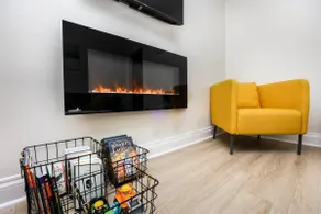 2 Bedroom, Off-Street Parking & Free Laundry - Image 5