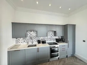 Longsands Apartment, Tynemouth Luxury Coastal Retreat - Image 2