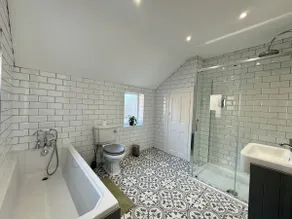 Longsands Apartment, Tynemouth Luxury Coastal Retreat - Image 3