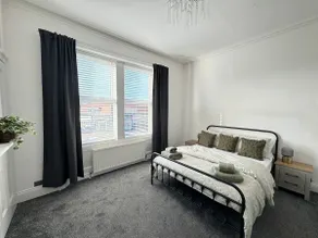 Longsands Apartment, Tynemouth Luxury Coastal Retreat - Image 4