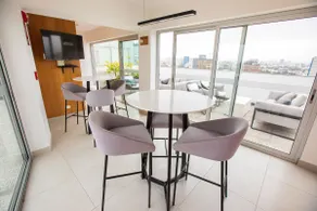 Stylish New 3-Br Apt in Miraflores - Image 3