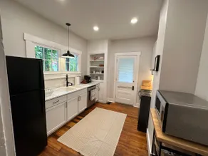 Stone's Throw Abode - Image 2